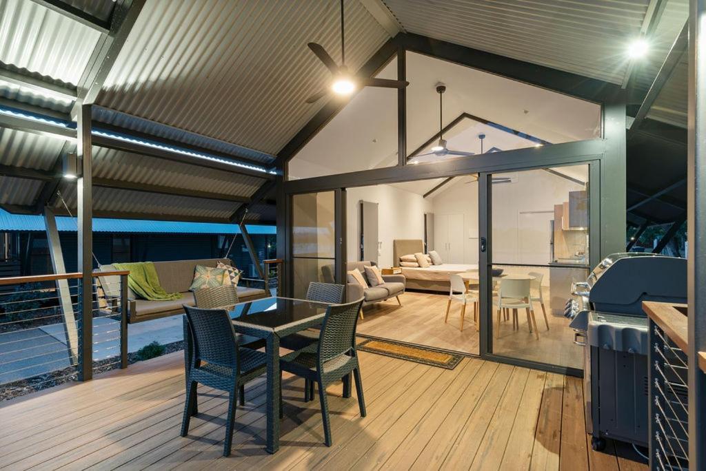 Kimberleyland Waterfront Holiday Park كونونورا المظهر الخارجي الصورة